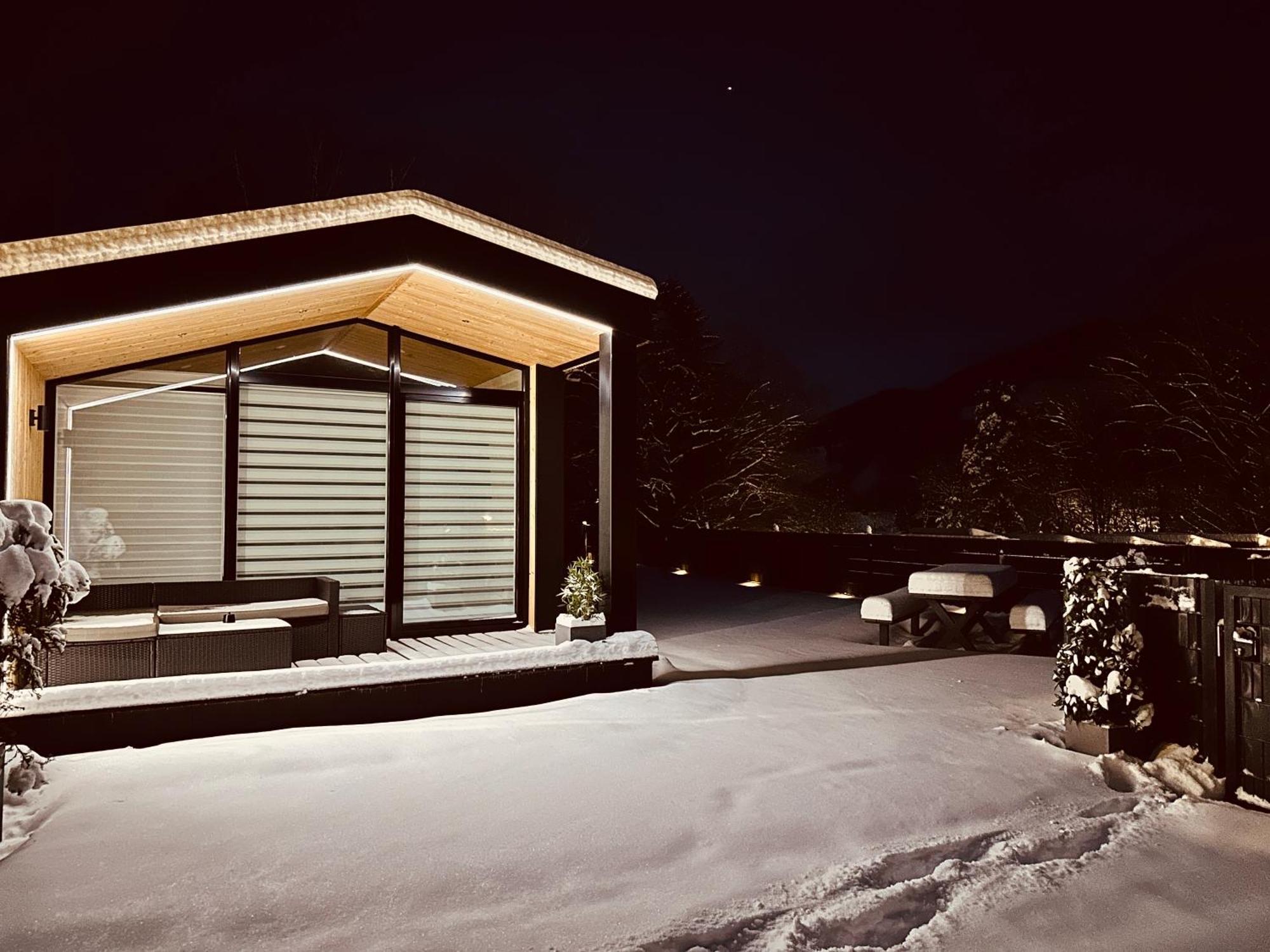 Voralpen Lodge - Ferienhaus Mit Gym, Sauna & Hot Tub Traisen Exteriér fotografie